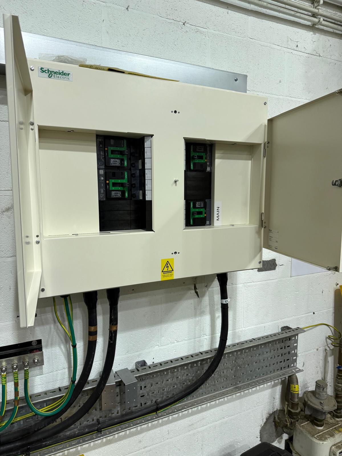 Power & Control - MCCB